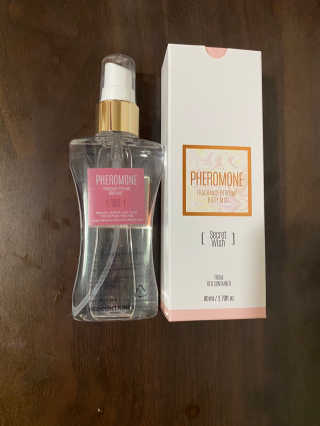 레드컨테이너 페로몬향 퍼퓸 바디미스트 80ml — 2점을 준 리뷰어가 2020년 1월 올린 사용 사진