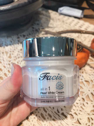 파시스 올인원 진주 화이트닝 크림 100ml — 4.67점을 준 리뷰어가 2018년 11월 올린 사용 사진