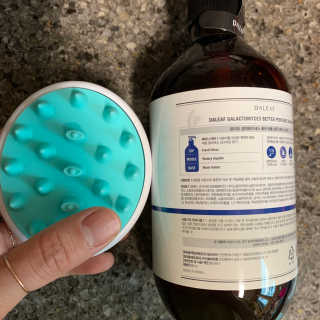 달리프 베러 퍼퓸 샴푸 1000ml 레이니데이 or 일랑로즈 — 5점을 준 리뷰어가 2020년 1월 올린 사용 사진