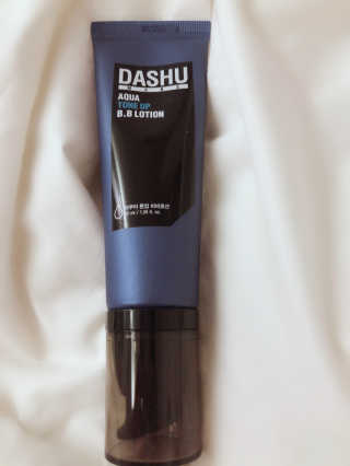 다슈코리아 다슈 맨즈 톤 업 비비로션 40ml — 4.33점을 준 리뷰어가 2018년 5월 올린 사용 사진