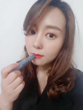 그레이그라운드 바이탈 듀얼 립밤 — 4.5점을 준 리뷰어가 2019년 12월 올린 사용 사진
