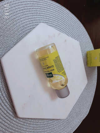 [크나이프] 그레이프씨드 슬리밍 마사지오일 100ml — 4점을 준 리뷰어가 2019년 8월 올린 사용 사진