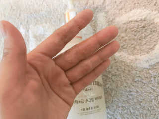 온더바디 스파 내추럴 테라피 사해소금 스크럽 바디워시 — 4.83점을 준 리뷰어가 2017년 6월 올린 사용 사진