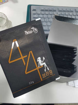 TRUS-T 트러스티44 TRUS-T 트러스티 44 다이어트 티백 — 4.5점을 준 리뷰어가 2019년 3월 올린 사용 사진
