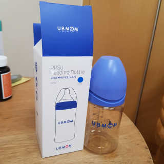 유비맘 PPSU 젖병 노꼭지_200ml_컬러 랜덤 발송 — 5점을 준 리뷰어가 2019년 12월 올린 사용 사진