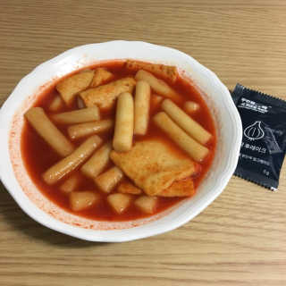 두번째 국떡 국가대표 떡볶이 1팩 + 영미칩 2봉 증정 — 5점을 준 리뷰어가 2019년 2월 올린 사용 사진