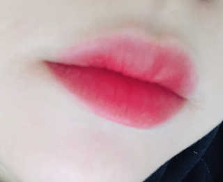 [블랙루즈] 로즈 벨벳 립스틱 택1+랜덤1 — 4.5점을 준 리뷰어가 2019년 2월 올린 사용 사진