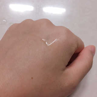 AHC 에이 에이치 씨 미니멀 10 워터리 에센스 — 3점을 준 리뷰어가 2018년 12월 올린 사용 사진