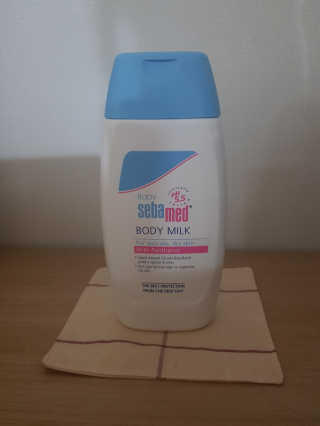 세바메드 베이비 바디밀크 200ml — 5점을 준 리뷰어가 2019년 12월 올린 사용 사진