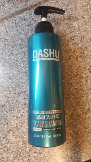 다슈코리아 다슈 데일리 패스트 한방 두피 샴푸 500ml — 4.67점을 준 리뷰어가 2018년 3월 올린 사용 사진
