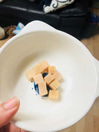 펫츠플레이트 동결건조간식 기호성 테스트 8종 — 5점을 준 리뷰어가 2018년 5월 올린 사용 사진