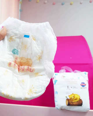 네추럴블라썸 NATURAL BLOSSOM 슈퍼 얇은 바지 기저귀 — 5점을 준 리뷰어가 2018년 8월 올린 사용 사진