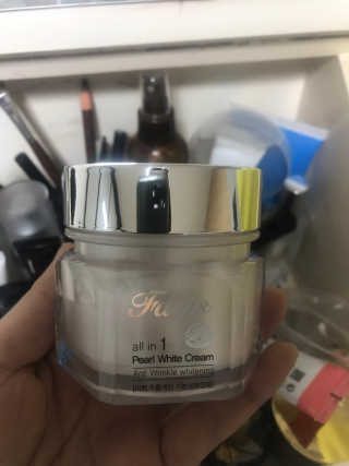 파시스 올인원 진주 화이트닝 크림 100ml — 4.5점을 준 리뷰어가 2019년 3월 올린 사용 사진