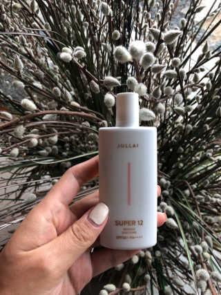 쥴라이Jullai 슈퍼 12 바운스 선 플루이드 SPF50+ PA++++ — 5점을 준 리뷰어가 2019년 7월 올린 사용 사진