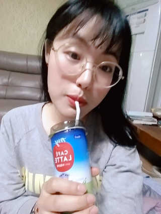 마이카페라떼 말차 아몬드브리즈 7개입 — 5점을 준 리뷰어가 2019년 11월 올린 사용 사진