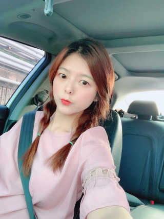 [블랙루즈] 에어 핏 벨벳 틴트4 1+1 — 5점을 준 리뷰어가 2019년 7월 올린 사용 사진