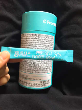 홍쓰다스 다이어트유산균, 체지방감소와 장건강개선 — 5점을 준 리뷰어가 2019년 10월 올린 사용 사진