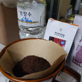 브라운백 커피 브라운백커피 로스팅원두 베스트 3종 — 5점을 준 리뷰어가 2018년 7월 올린 사용 사진