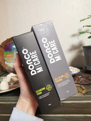 도루코 페이스 MCARE 클렌징폼, 올인원 에센스 — 5점을 준 리뷰어가 2019년 12월 올린 사용 사진
