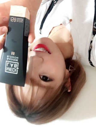 데이셀코스메틱 메디 랩 블랙로즈 블로썸 비비 50g — 3.83점을 준 리뷰어가 2017년 7월 올린 사용 사진