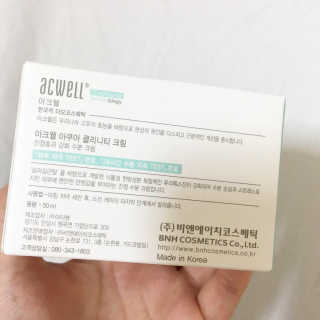 아크웰 아쿠아 클리니티 수분크림 — 4.67점을 준 리뷰어가 2018년 10월 올린 사용 사진