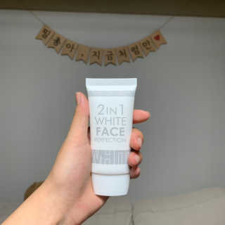 피움 스킨바리스타 2in1 화이트 페이스 퍼펙션 50ml — 3점을 준 리뷰어가 2019년 6월 올린 사용 사진