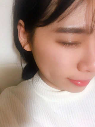 딜라잇18 홀리몰리 글리터라이너 — 3.5점을 준 리뷰어가 2016년 10월 올린 사용 사진