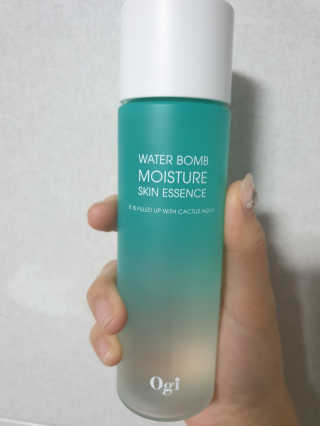 오지아이 워터 밤 모이스처 스킨 에센스 180ml — 2.5점을 준 리뷰어가 2020년 2월 올린 사용 사진