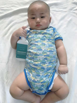 엄마프움 시알릴락토스 오가닉 수딩젤 — 5점을 준 리뷰어가 2019년 10월 올린 사용 사진