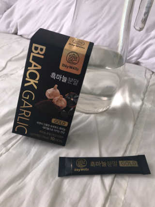 데이웰즈 흑마늘분말골드 — 5점을 준 리뷰어가 2017년 10월 올린 사용 사진