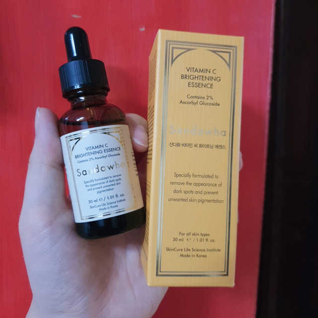 [스킨큐어] 산다화 비타민C 화이트닝 에센스 30ml 리뷰 사진