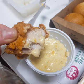 목우촌 또래오래 또래오래  콘듀치킨 — 5점을 준 리뷰어가 2019년 4월 올린 사용 사진