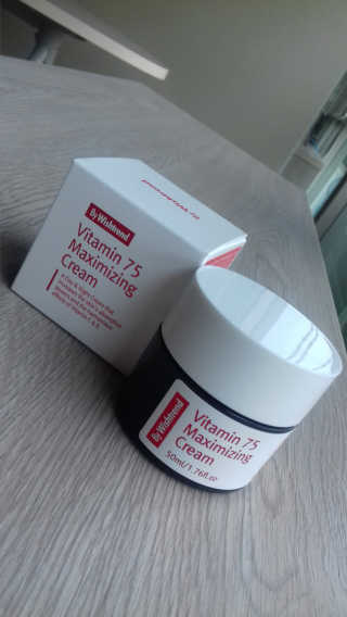 바이 위시트랜드 VITAMIN 75 CREAM — 5점을 준 리뷰어가 2017년 4월 올린 사용 사진