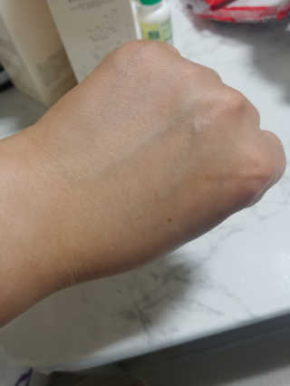 뷰티여우_아토클리닉 [아토클리닉] 아기들이 쓰는 보습, 진정 수딩젤 2개 — 5점을 준 리뷰어가 2019년 5월 올린 사용 사진