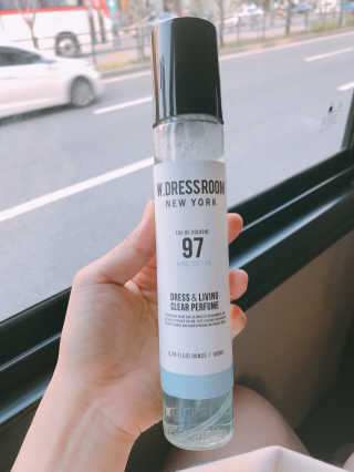 더블유드레스룸 드레스퍼퓸 150ml — 5점을 준 리뷰어가 2018년 6월 올린 사용 사진