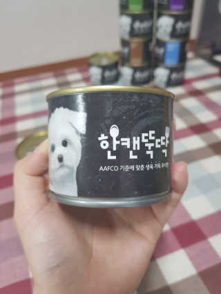 [펫토리아] 한캔뚝딱 강아지 주식캔 12종 콤보 — 5점을 준 리뷰어가 2019년 8월 올린 사용 사진
