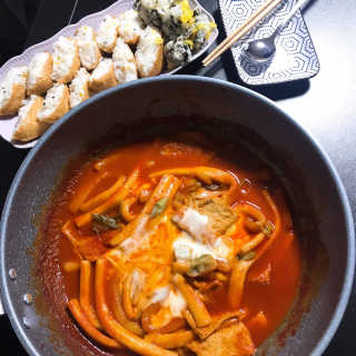 오이런국물떡볶이 — 5점을 준 리뷰어가 2018년 12월 올린 사용 사진