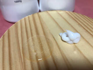 (주)에네스티 믹스베리 단백질 폭탄 샴푸 1000g — 1점을 준 리뷰어가 2019년 10월 올린 사용 사진