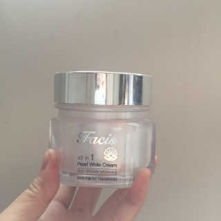 파시스 올인원 진주 화이트닝 크림 100ml — 3점을 준 리뷰어가 2019년 2월 올린 사용 사진