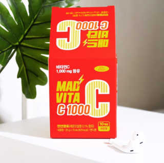매드비타C 1000 — 5점을 준 리뷰어가 2019년 4월 올린 사용 사진