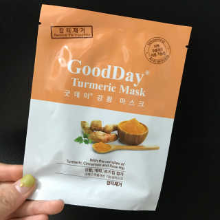 GoodDay Skincare GoodDay 강황 마스크 — 3.5점을 준 리뷰어가 2019년 9월 올린 사용 사진