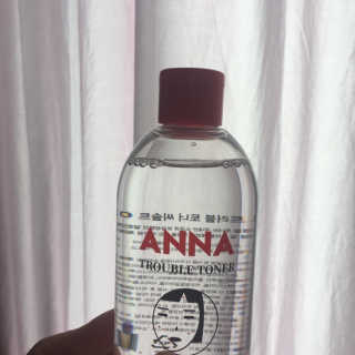 솔테라피 안나 트러블 토너 300ml — 5점을 준 리뷰어가 2019년 6월 올린 사용 사진