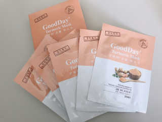 GoodDay Skincare GoodDay 강황 마스크 — 5점을 준 리뷰어가 2019년 5월 올린 사용 사진