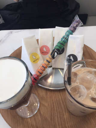 메이젠 인천논현점 [메이젠_논현]샌드위치 4개,소금커피,밀크티,마카롱 — 4점을 준 리뷰어가 2019년 3월 올린 사용 사진
