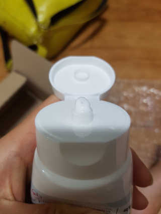 일리윤 세라마이드 아토 집중 크림 — 5점을 준 리뷰어가 2017년 6월 올린 사용 사진