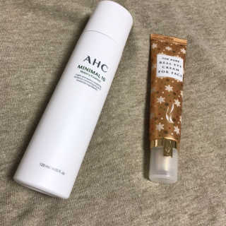 AHC 에이 에이치 씨 미니멀 10 워터리 에센스 — 4.83점을 준 리뷰어가 2018년 12월 올린 사용 사진