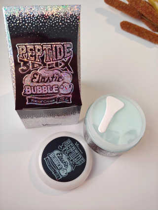 엘리자베카 펩타이드 쓰리디 픽스 엘라스틱 버블 페이셜크림 — 4점을 준 리뷰어가 2019년 1월 올린 사용 사진