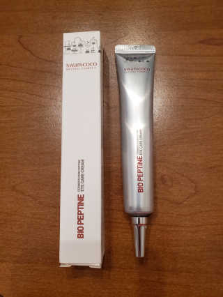 (주)스와니코코 발효 펩톤 아이 케어 크림 — 5점을 준 리뷰어가 2019년 8월 올린 사용 사진
