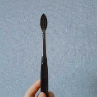 the naked object 디블랙팩치약 디블랙칫솔 세트 — 5점을 준 리뷰어가 2020년 1월 올린 사용 사진