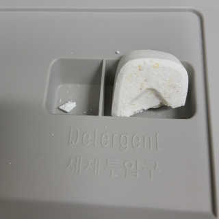 에코버 올인원 식기세척기세제 타블렛 440g — 5점을 준 리뷰어가 2018년 10월 올린 사용 사진
